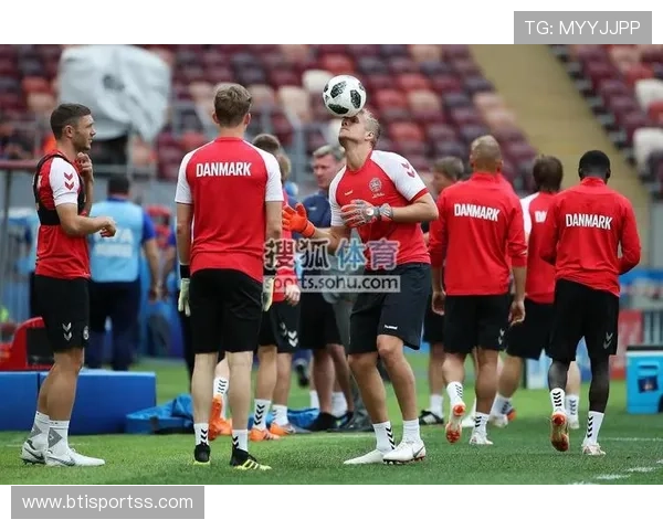 PPTV独家直播国足迎战伊朗,亚洲杯焦点战一触即发 PPTV独家直播国足迎战伊朗,亚洲杯焦点战一触即发